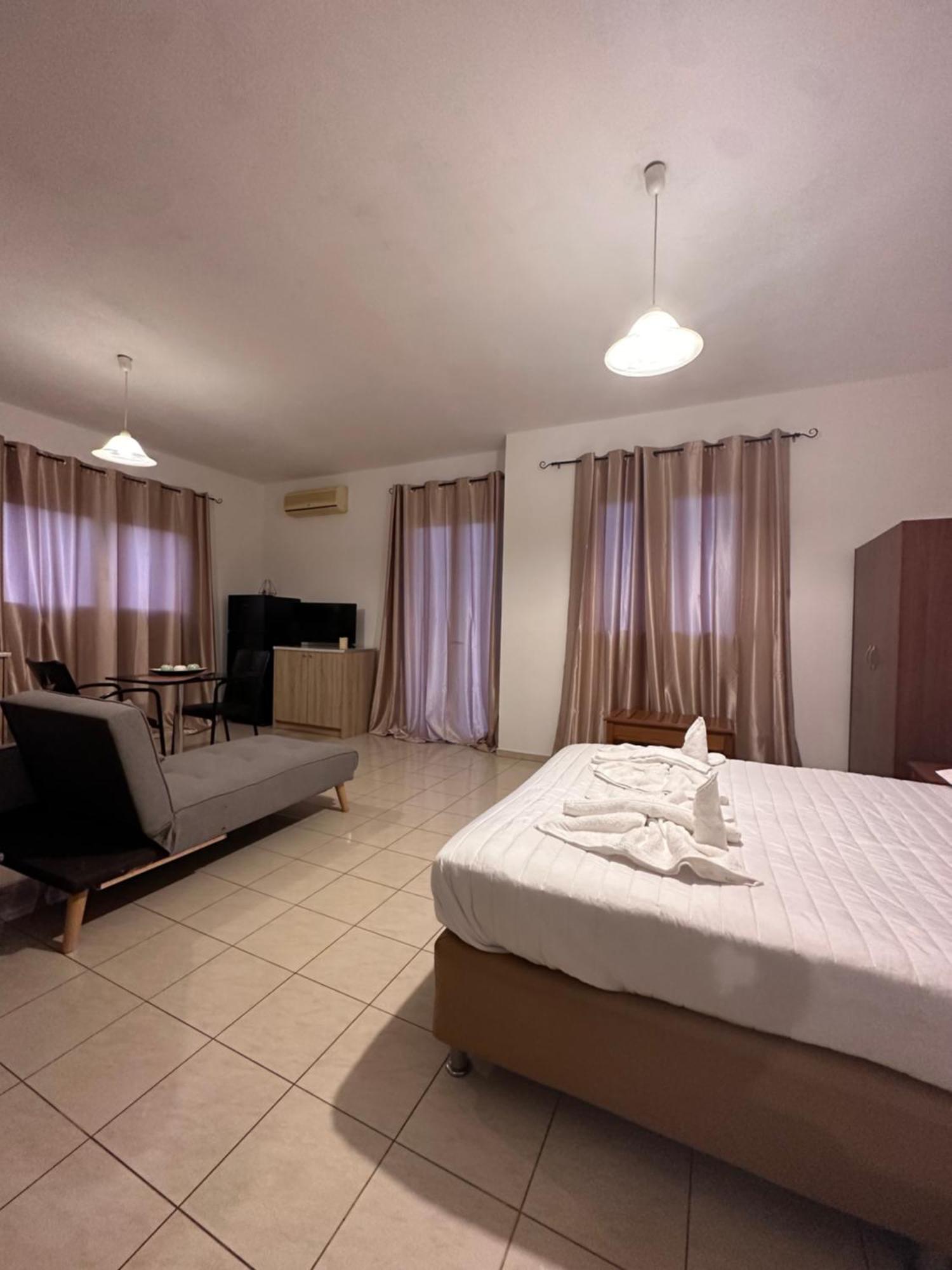 Apartment Nova Marine 4